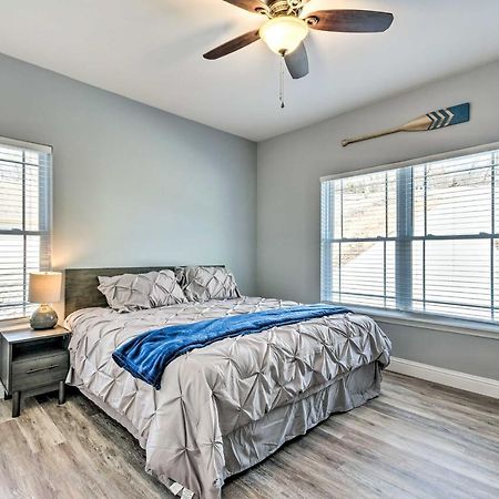 Lakefront Rocky Mount Home With Dock And Fire Pit 외부 사진